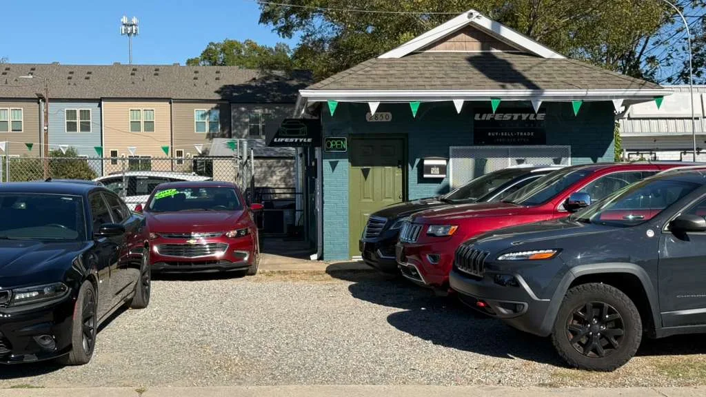 Dealer photo